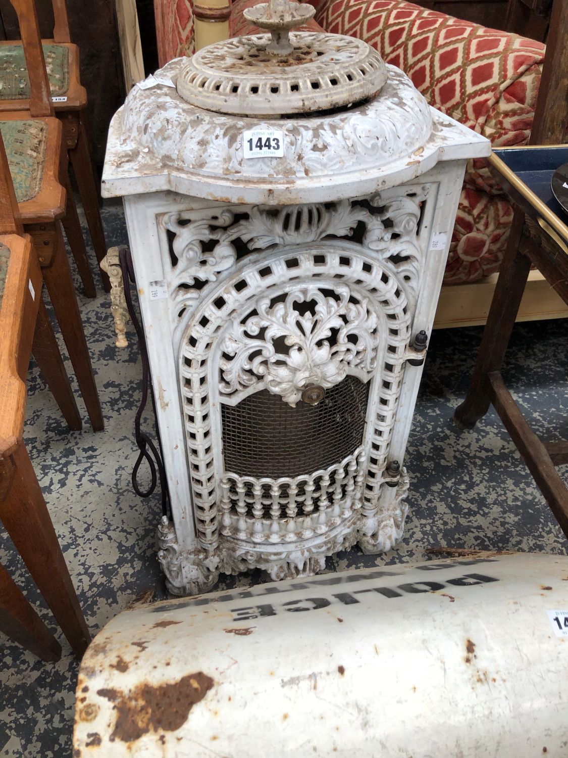 ANTIQUE ENAMEL ROOM HEATER