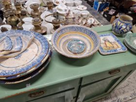 A COLLECTION OF VARIOUS ANTIQUE DELFTWARE ETC.