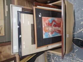 A GOOD COLLECTIVE LOT OF VARIOUS PAINTING, WATERCOLOURS, ETCHINGS ETC.
