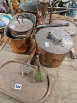 A QUANTITY OF ANTIQUE COPPER COOK WARES.