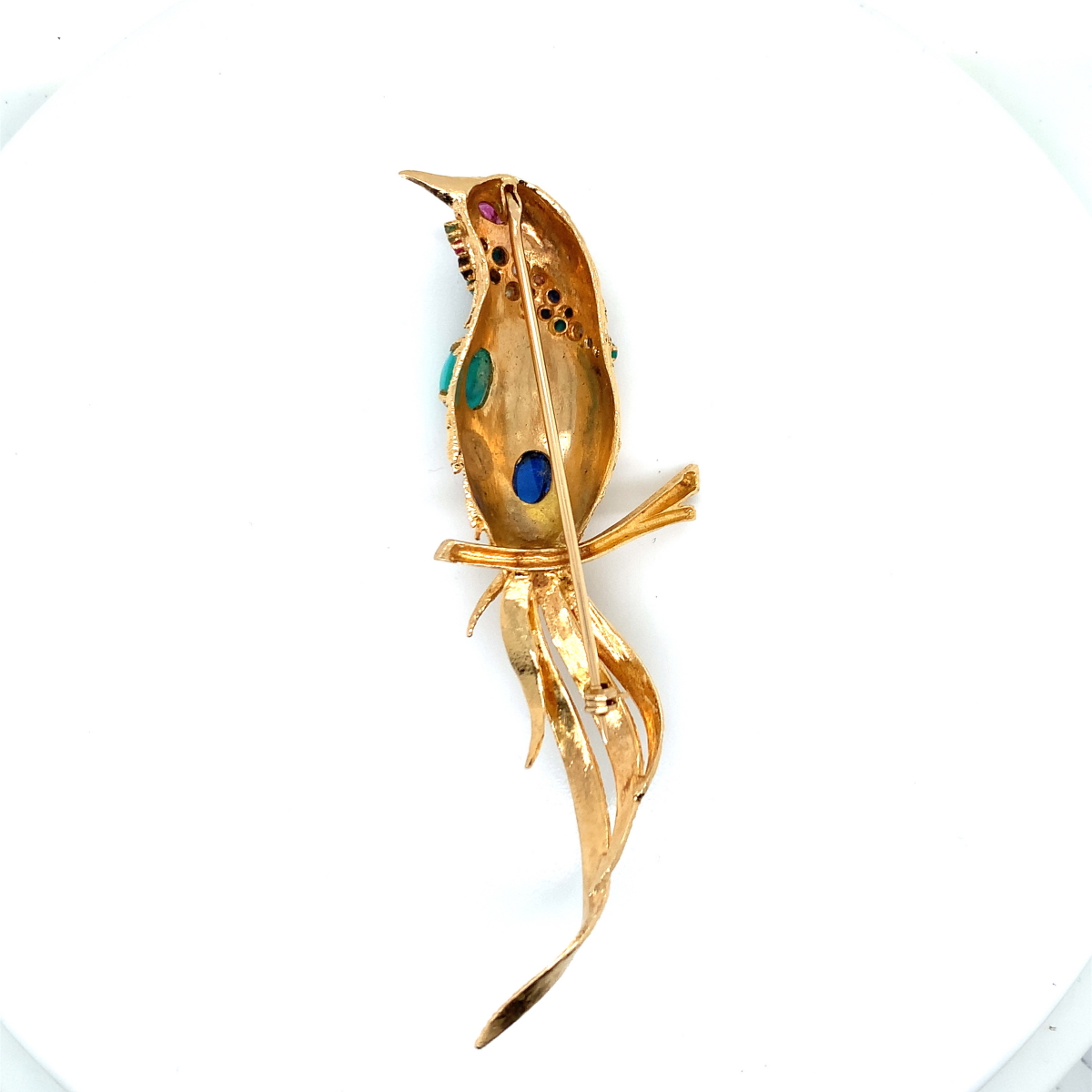 A LARGE GEM SET BIRD PERCHED ON STYLISED BRANCH. THE BIRD SET WITH A VARIETY OF GEMSTONES TO INCLUDE - Image 3 of 8