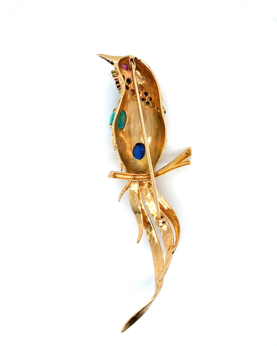 A LARGE GEM SET BIRD PERCHED ON STYLISED BRANCH. THE BIRD SET WITH A VARIETY OF GEMSTONES TO INCLUDE - Image 4 of 8