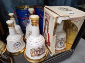 8 BOTTLES BELLS SCOTCH WHISKY COMMEMORATIVE PORCELAIN BELL FORM DECANTERS 6 X 75cl 2 X 50cl ,