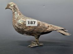 A DUTCH SILVER MODEL OF A PIGEON BEARING EDINBURGH IMPORT MARKS FOR 1939?, 262Gms. W 20cms