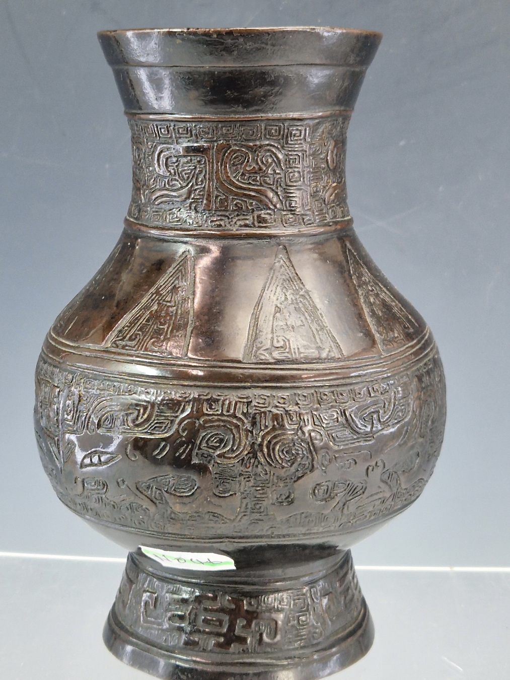 A CHINESE BRONZE BALUSTER VASE CAST WITH BANDS OF DAODIEH AND WITH CHEVRON LAPPETS ON THE SHOULDERS. - Image 2 of 6