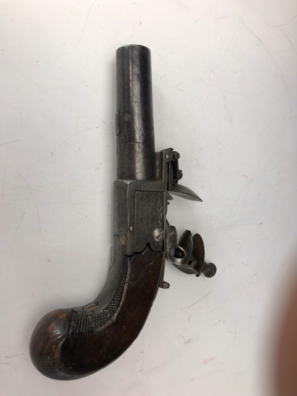 A SHARPE AND SKEENE TURN OFF BARREL FLINTLOCK PISTOL WITH A SAFE LEVER BEHIND THE COCK - Image 2 of 7