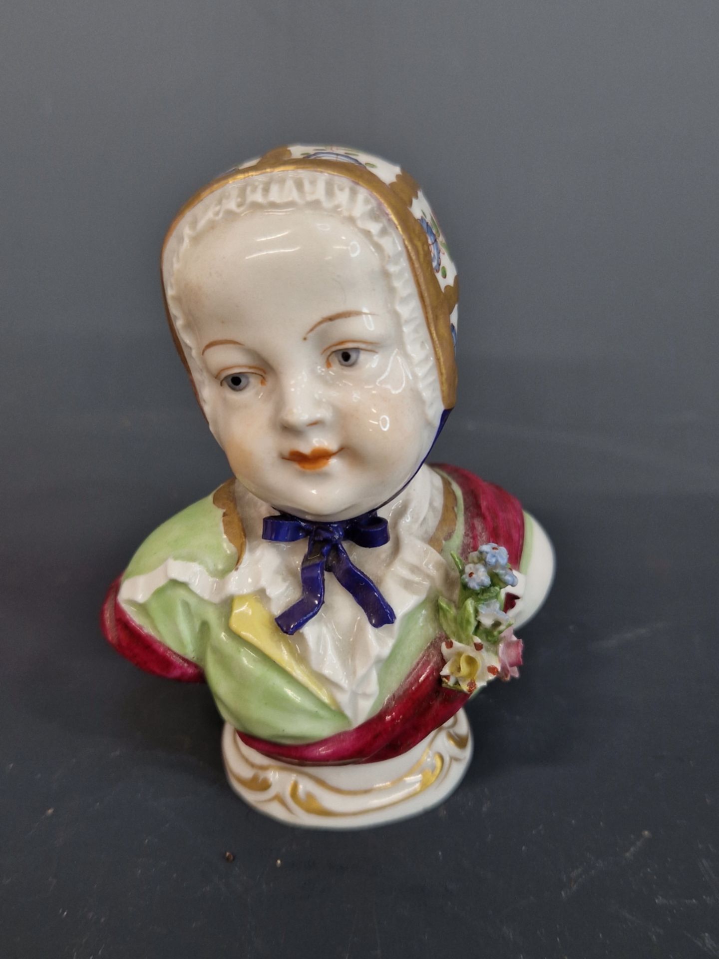 DRESDEN- A CARL THIEME PORCELAIN BUST OF A GIRL 8.5 cm HIGH.