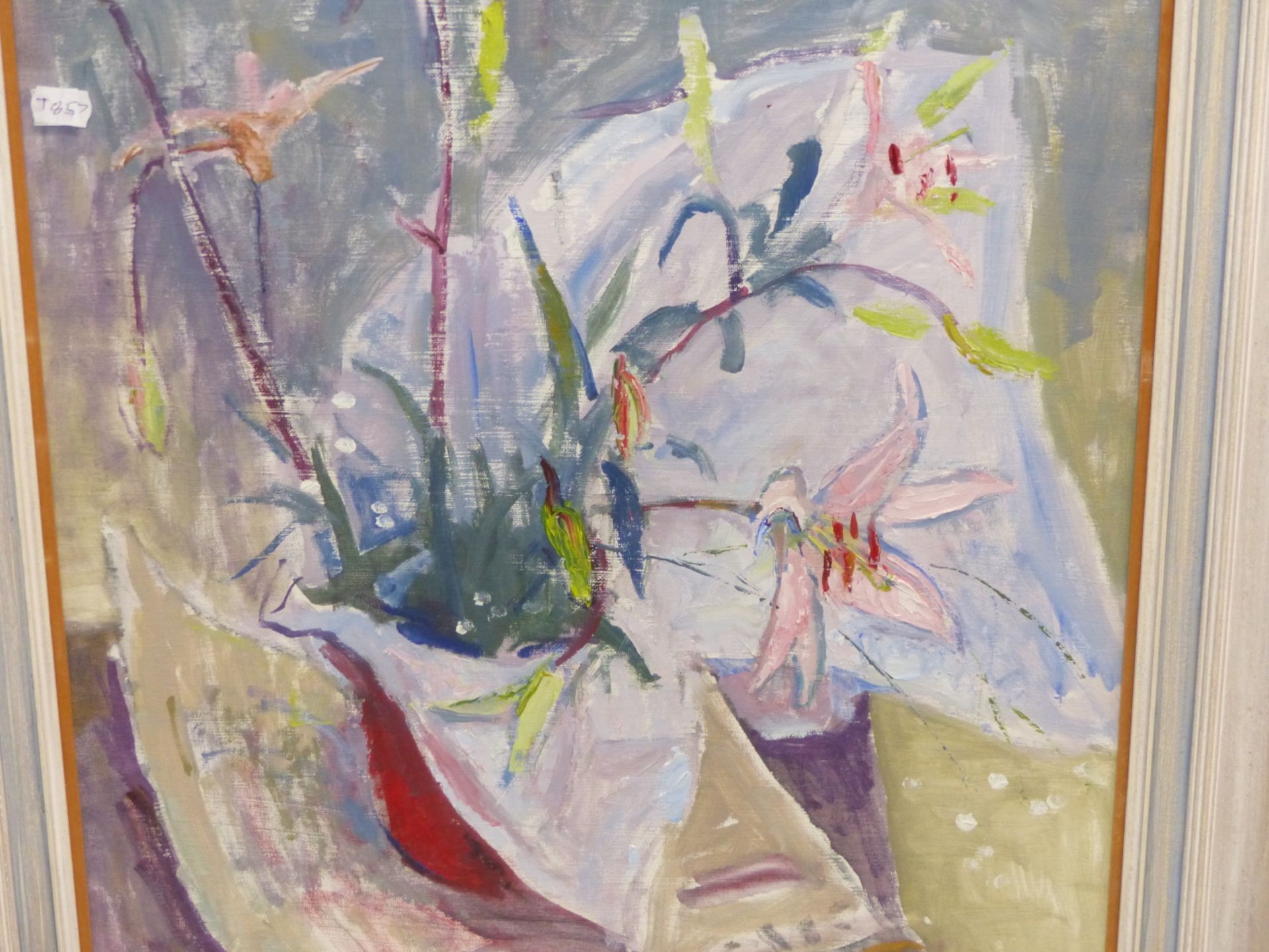 MARGARET THOMAS (1916-2016) ARR. STILL LIFE , FLOWERS IN A PLANTER. OIL ON BOARD MONOGRAM L/L, - Image 5 of 8