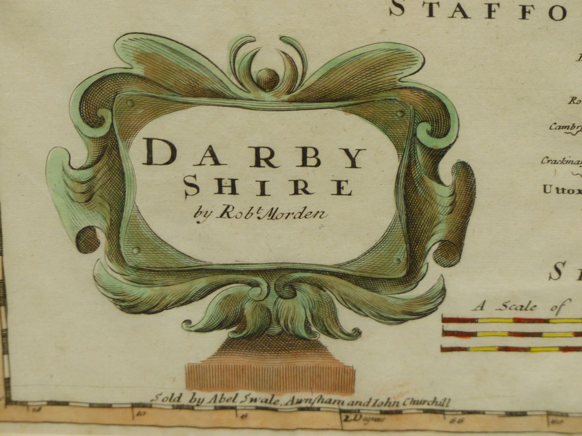 ROBERT MORDEN. AN 18TH CENTURY HAND COLOURED MAP OF DERBYSHIRE. 43 X 37 cm. - Image 2 of 3