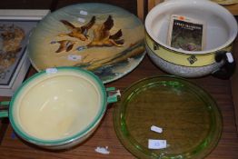 Mixed lot comprising a Whieldon vegetable dish, a plasterwork plate decorated with ducks, chamber