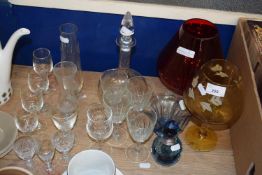 Mixed Lot: Various assorted glass wares to include vases, decanter, drinking glasses etc