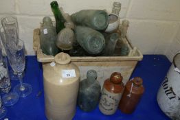 Mixed lot of vintage bottles