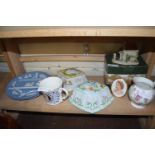 Mixed Lot: Ceramics to include Wedgwood, Jasper ware plates, modern jelly mould, a Lilliput Lane