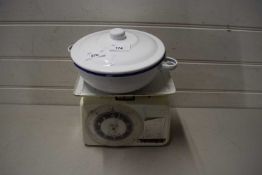 Vintage scales and a small enamel pan