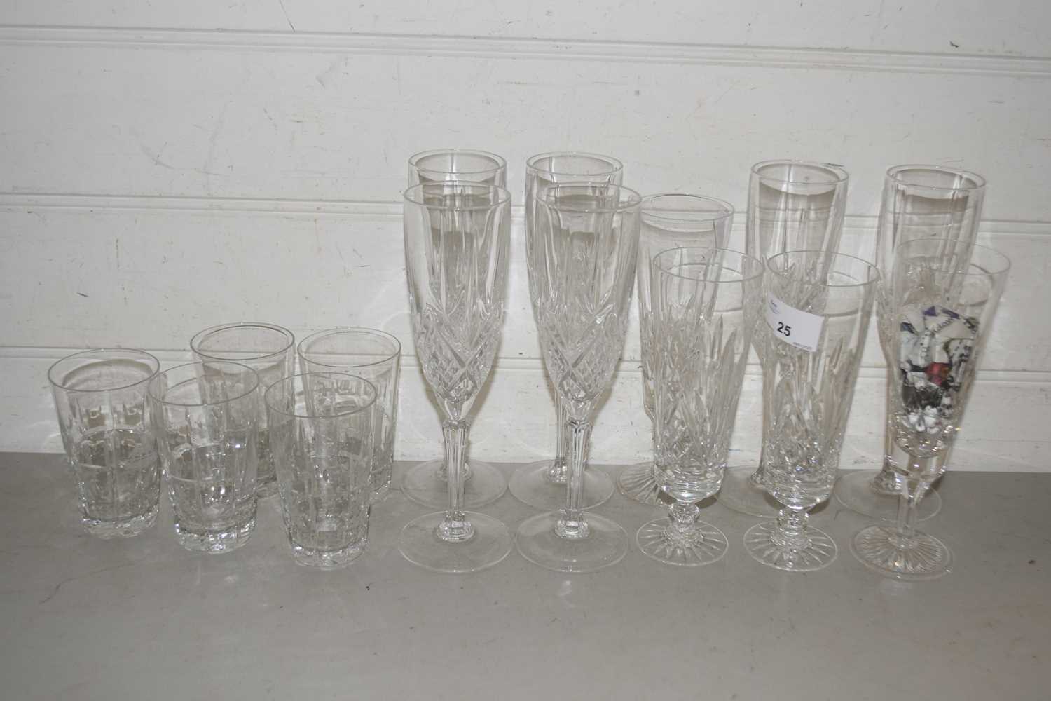 Quantity of drinking glasses