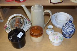 Mixed Lot: Various assorted ceramics