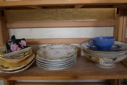 Mixed Lot: Various assorted ceramics to include butter dish, pedestal bowl etc