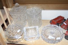 Mixed Lot: Clear glass jars, ashtrays etc