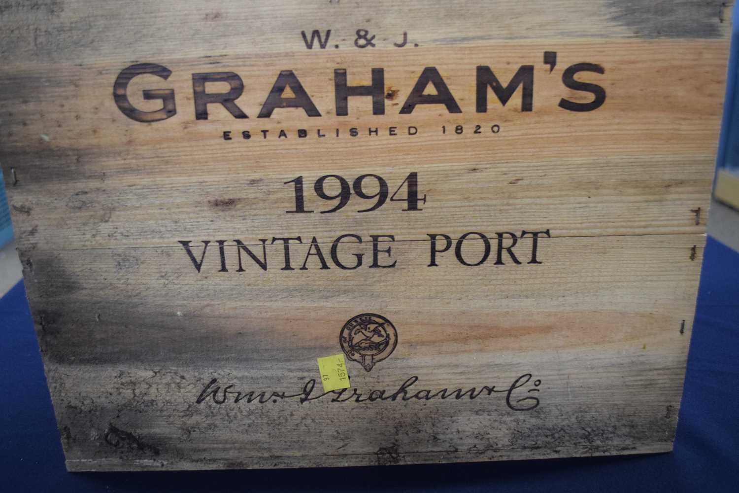 12 bottles of 1994 port in original wooden case