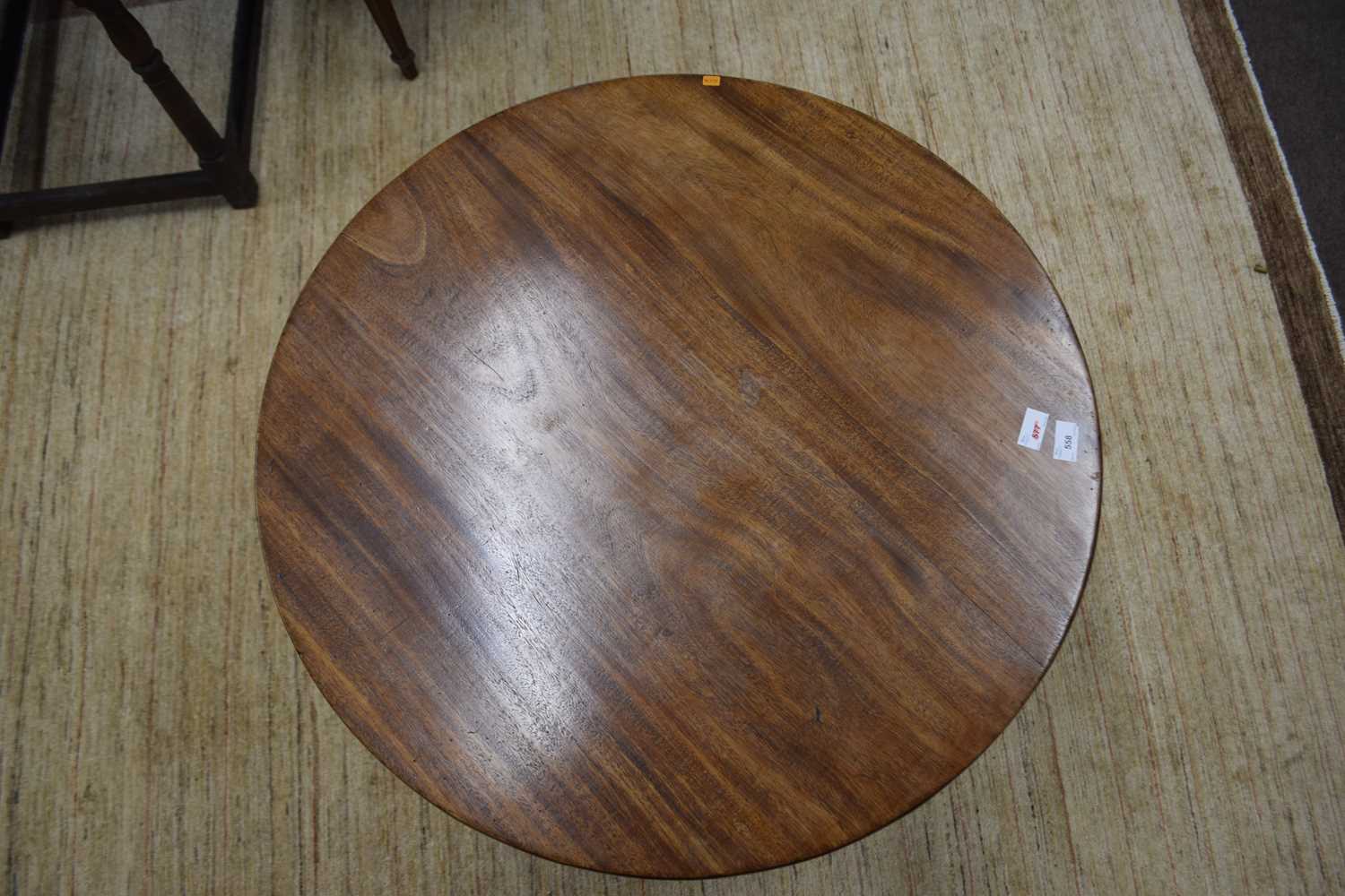Georgian mahogany supper table with circular top raised on turned column and tripod base, 81cm - Image 2 of 5