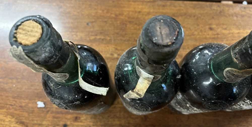 Six bottles of Croft 1970 Vintage Port, bottled 1972 - Image 9 of 9