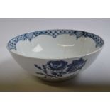 Lowestoft bowl decorated with floral prints in Worcester style within a painted border, 21cm