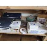 Mixed Lot: Various assorted place mats, Royal Worcester coasters and other assorted items