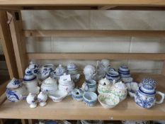 Mixed Lot: Various assorted ceramic cruet sets