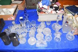 Mixed Lot: Various glass wares to include a pair of Playboy Club tankards, various drinking glasses,