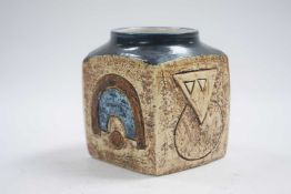 Troika Vase