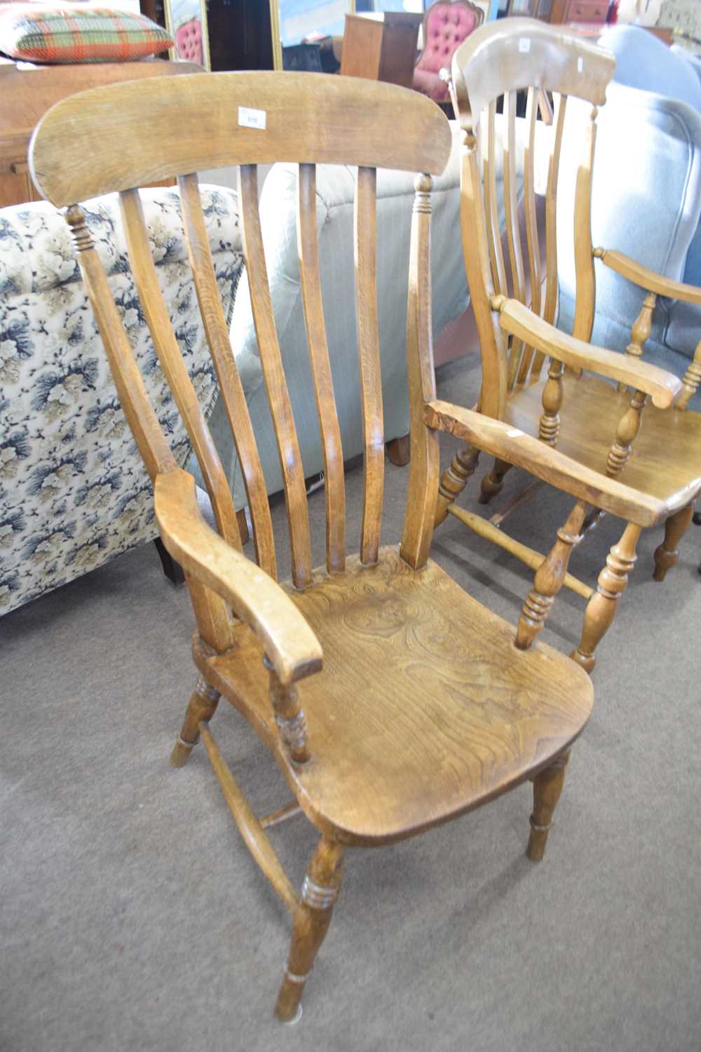 Late 19th Century elm seated windsor chair with a single H stretcher