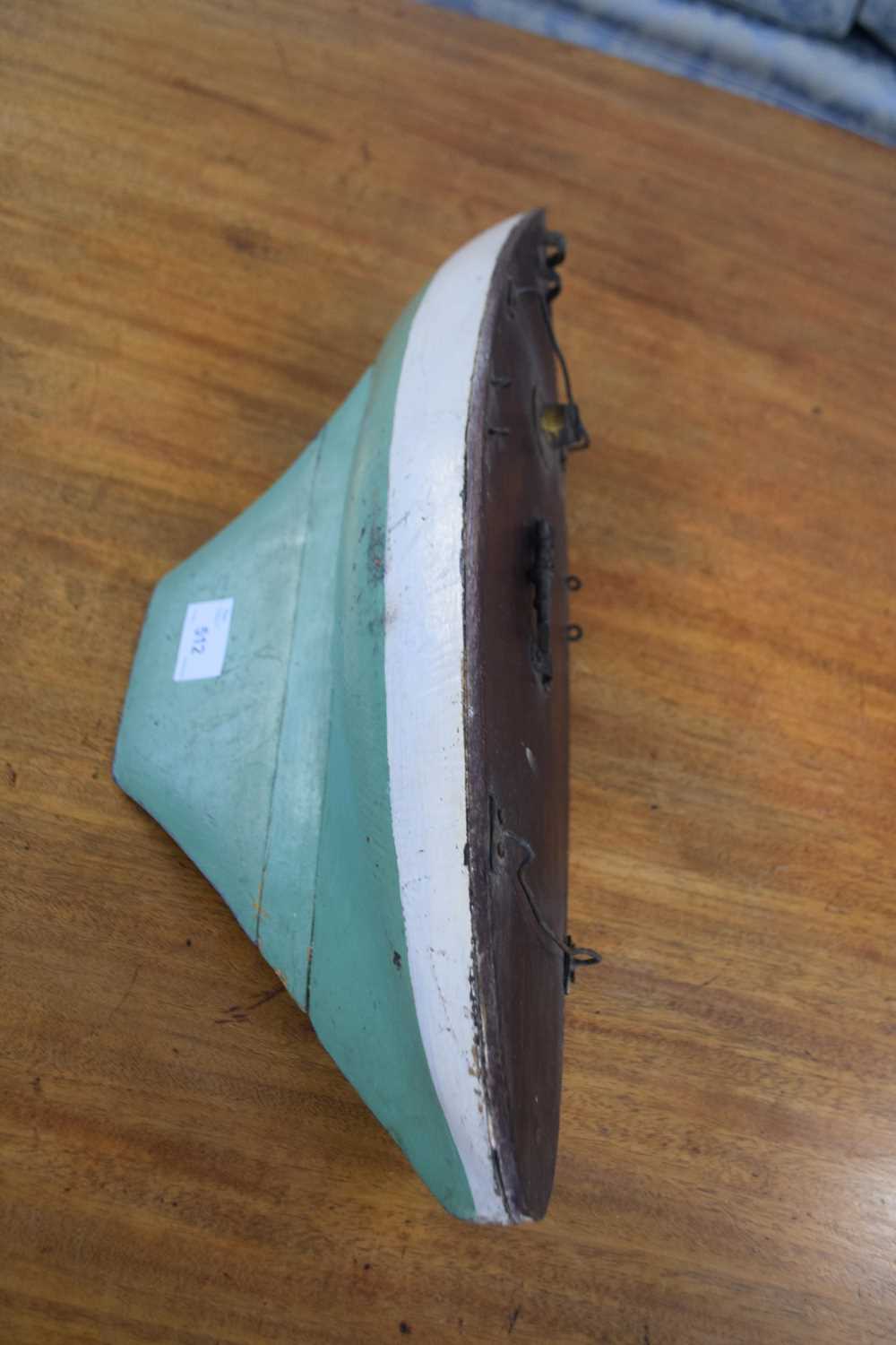 Antique pond yacht with green and cream painted body, no makers mark apparent, 48cm long - Image 2 of 3