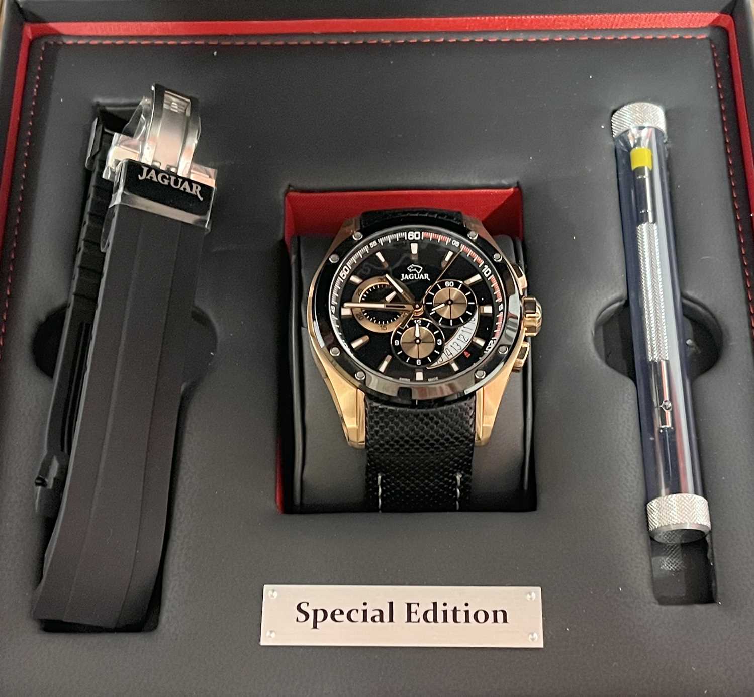 A Jaguar Special Edition J691 gents chronograph quartz wrist watch with original box and - Image 4 of 10