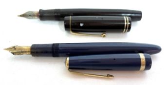 A vintage Parker Duofold Maxima fountain pen, with 14k stamped nib together with a Parker Duofold