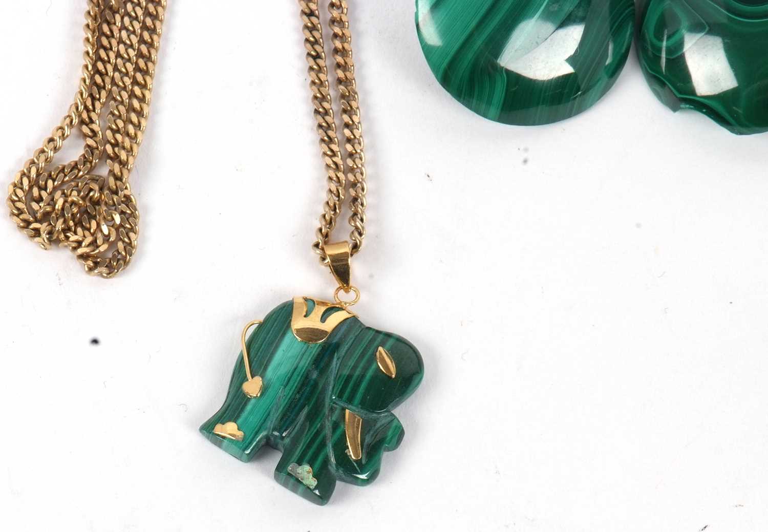 Three elephant pendants, the first a malachite pendant set with a Chinese character howdah, 3cm wide - Image 5 of 6