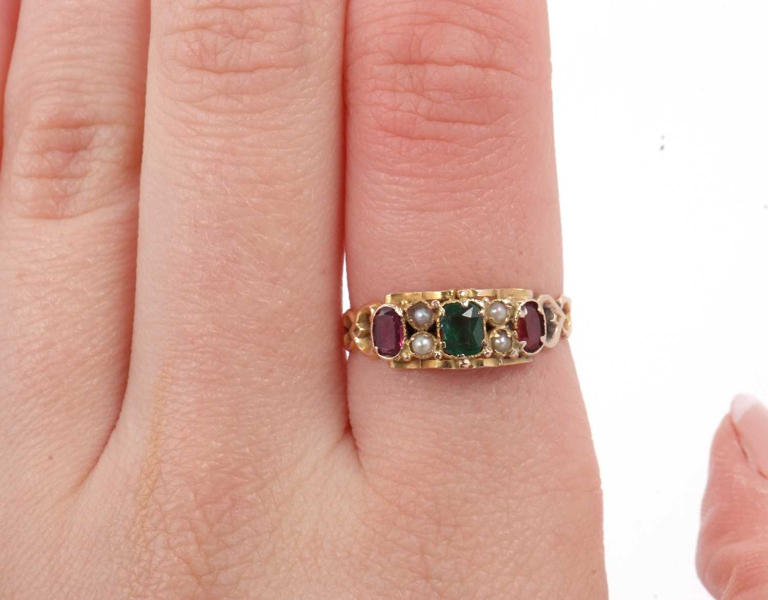 A late Victorian garnet, green stone and seed pearl ring, with pierced gallery and shoulders and - Image 8 of 10