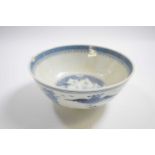 Chinese export porcelain bowl with blue and white designs, 15cm diameter (rim chip)rim chip