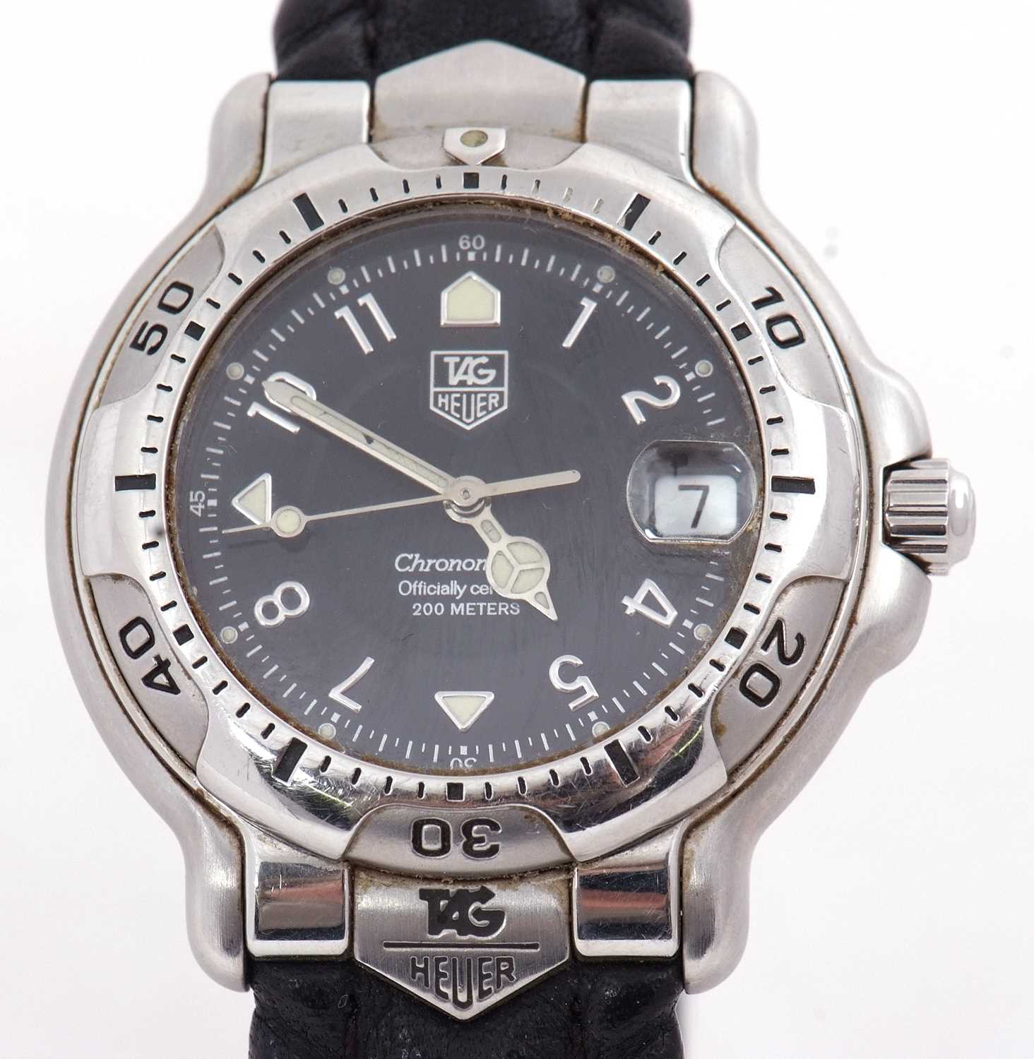 A Tag Heuer automatic gents wristwatch, reference number WH5111-K1, the watch has its original box - Image 2 of 8