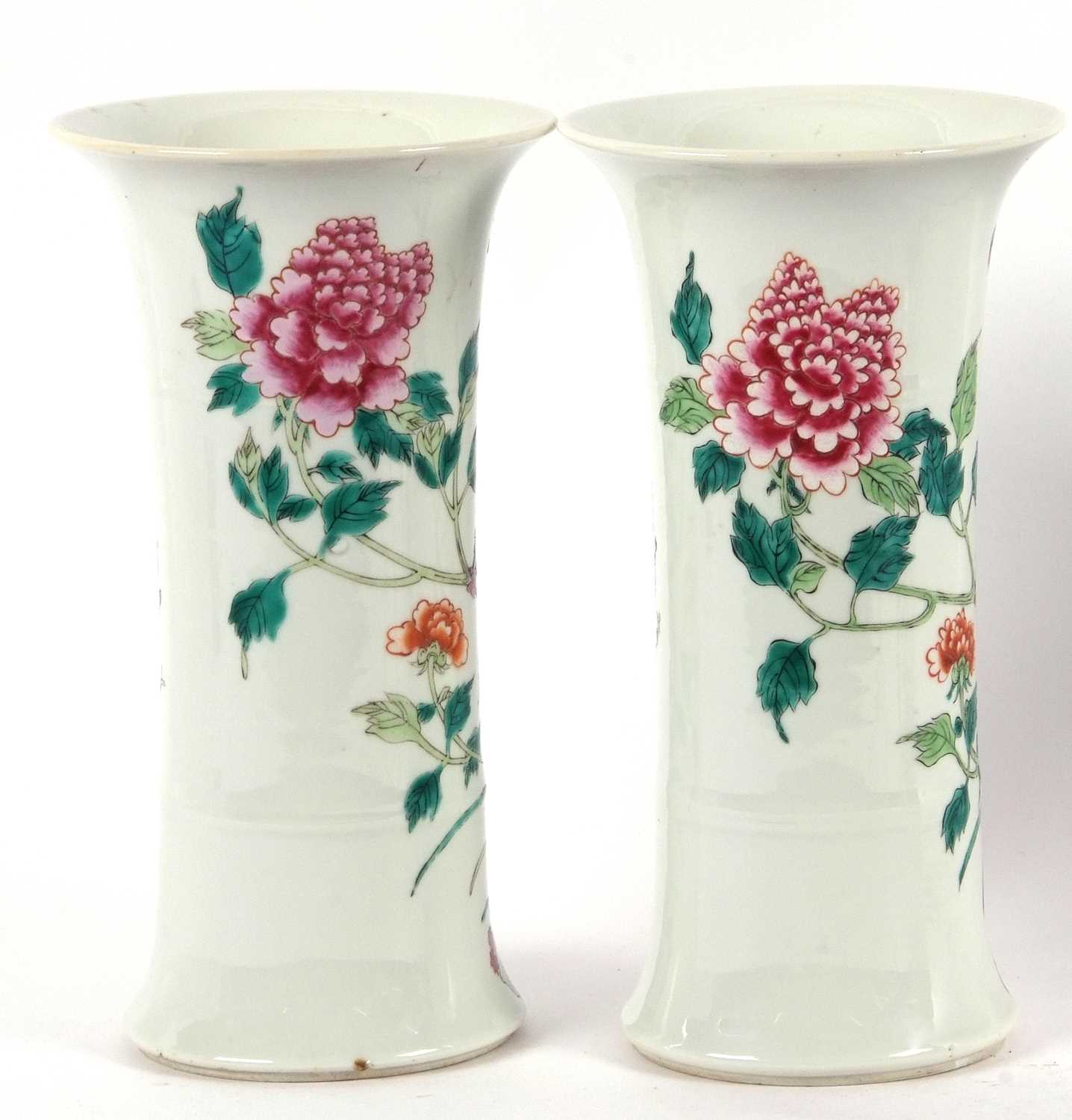 A pair of Chinese porcelain cylindrical shaped vases decorated in famille rose/vert with flowering - Image 4 of 6