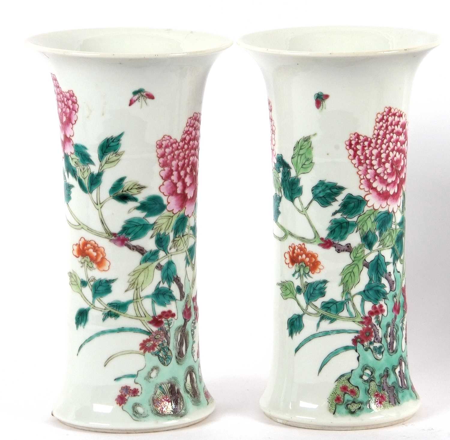 A pair of Chinese porcelain cylindrical shaped vases decorated in famille rose/vert with flowering - Image 5 of 6