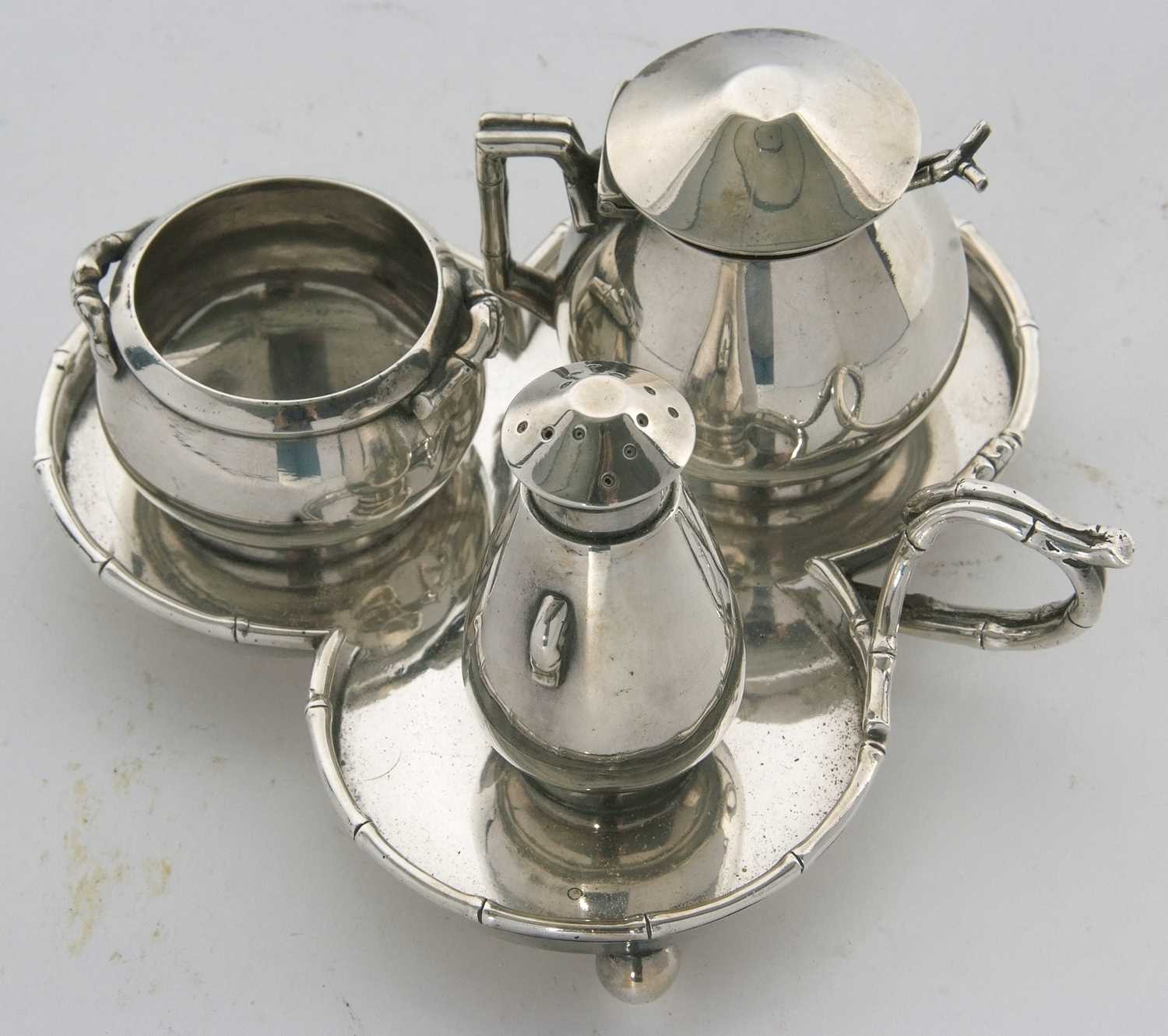 A good quality late Victorian cruet stand comprising mustard and spoon, open salt and pepper all - Image 4 of 16