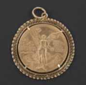 Mexican 50 Peso, 1821-1947 commerative gold coin, in later unmarked yellow metal pendant mount, 47.