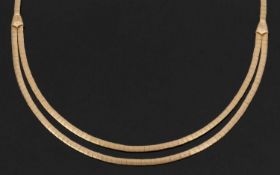 18ct gold necklace, with brushed finished links, integrated box clasp stamped 750, 41cm long, 20.0g