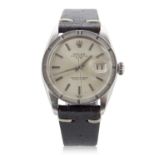 A Rolex Oyster Perpetual Date 1501, the watch has an automatic movement, screw down crown and