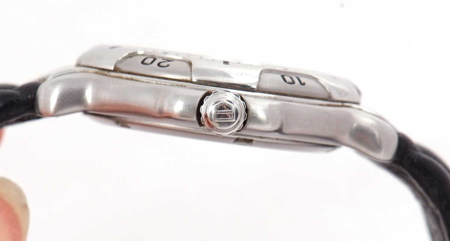 A Tag Heuer automatic gents wristwatch, reference number WH5111-K1, the watch has its original box - Image 6 of 8