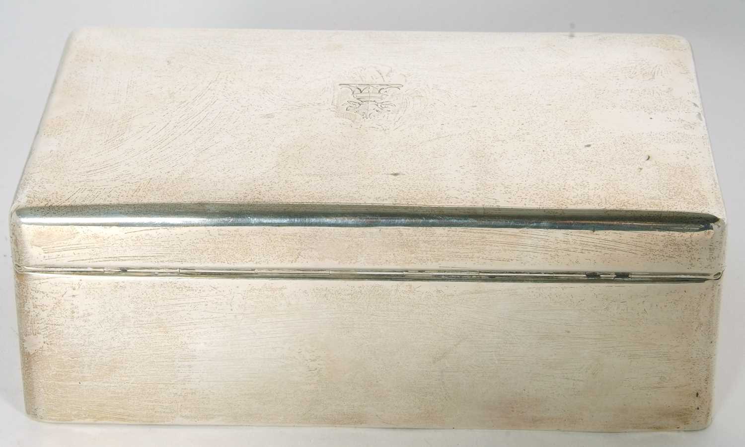 A large Edward VII silver encased cigar box of plain polished rectangular form. The slightly domed - Image 6 of 11