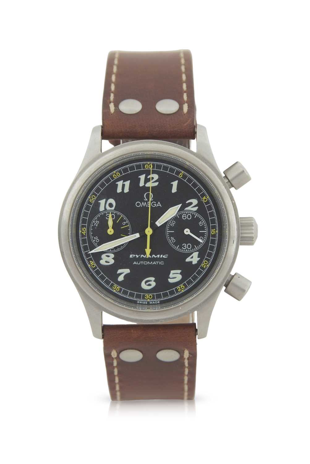 A Omega Dynamic Chronograph gents wristwatch, the watch has an automatic 44 jewel movement and a