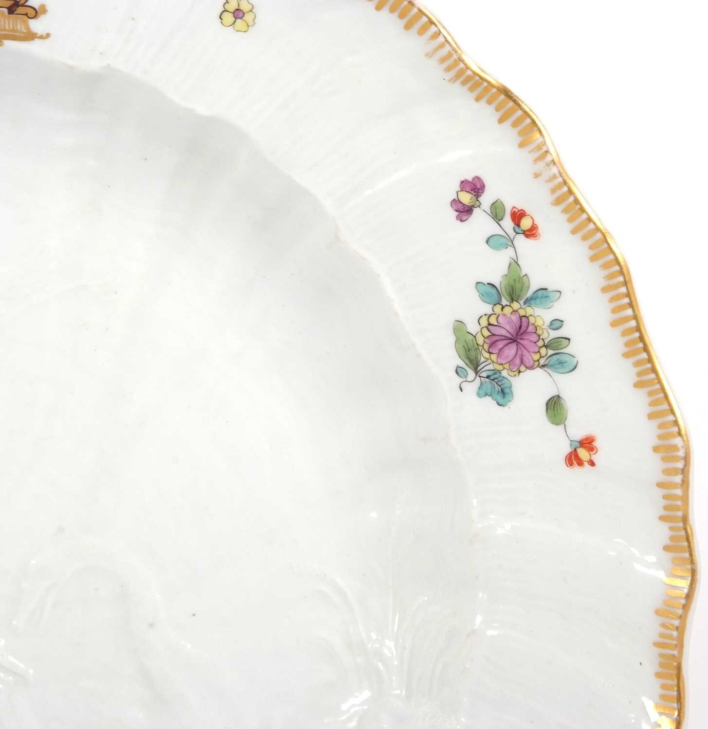 An important rare documentary Meissen plate from the swan service modelled by Kandler c.1740 the - Image 4 of 10