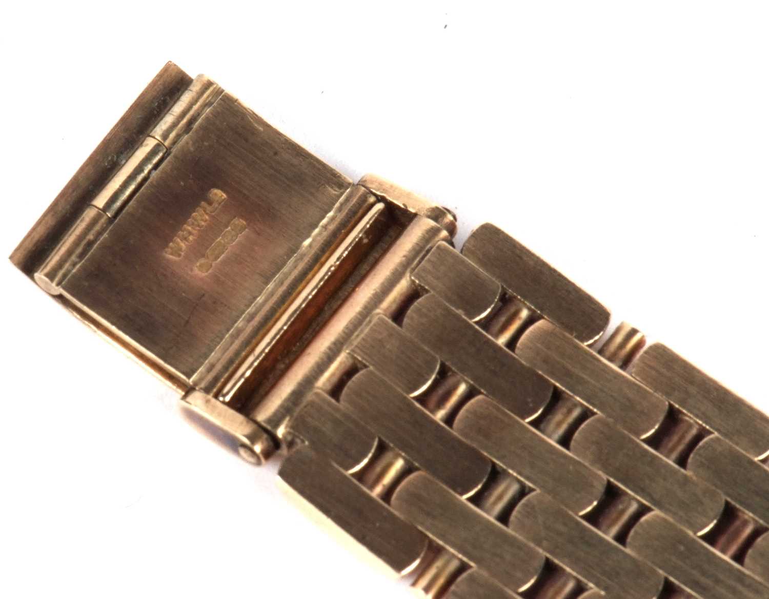 A 9ct gold quartz Rotary gents wristwatch, hallmarks for 9ct gold can be found on the bracelet - Image 10 of 13