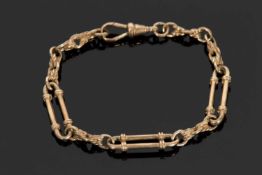 A 9ct fancy link bracelet, the oval links, each stamped 375, interspaced with oval triple link